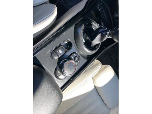 Used 2019 MINI Cooper Clubman S w/ Starlight Blue Edition image 12