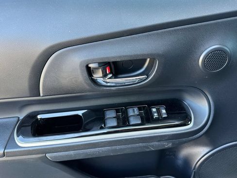 Used 2017 Toyota Prius C Two FWD image 10