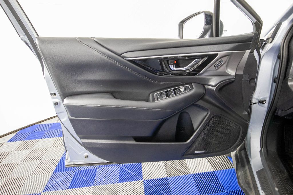 Used 2023 Subaru Outback Limited AWD/4WD image 13