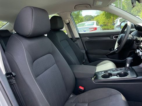 Certified 2026 Honda Civic LX image 31