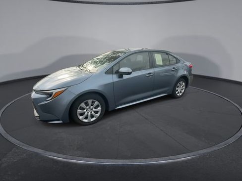 Used 2024 Toyota Corolla LE image 7