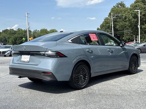 Used 2026 Nissan Sentra SV w/ SV Convenience Package FWD image 24