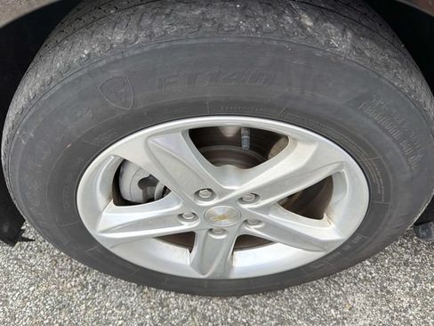 Used 2025 Chevrolet Malibu LT FWD image 29