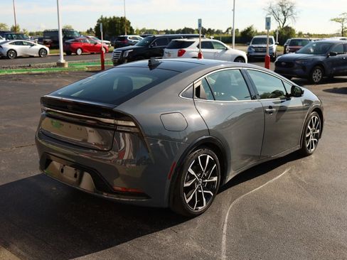 Used 2024 Toyota Prius Prime FWD image 5