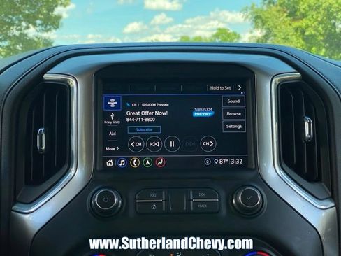 Used 2020 Chevrolet Silverado 1500 LTZ w/ LTZ Premium Package AWD/4WD image 36
