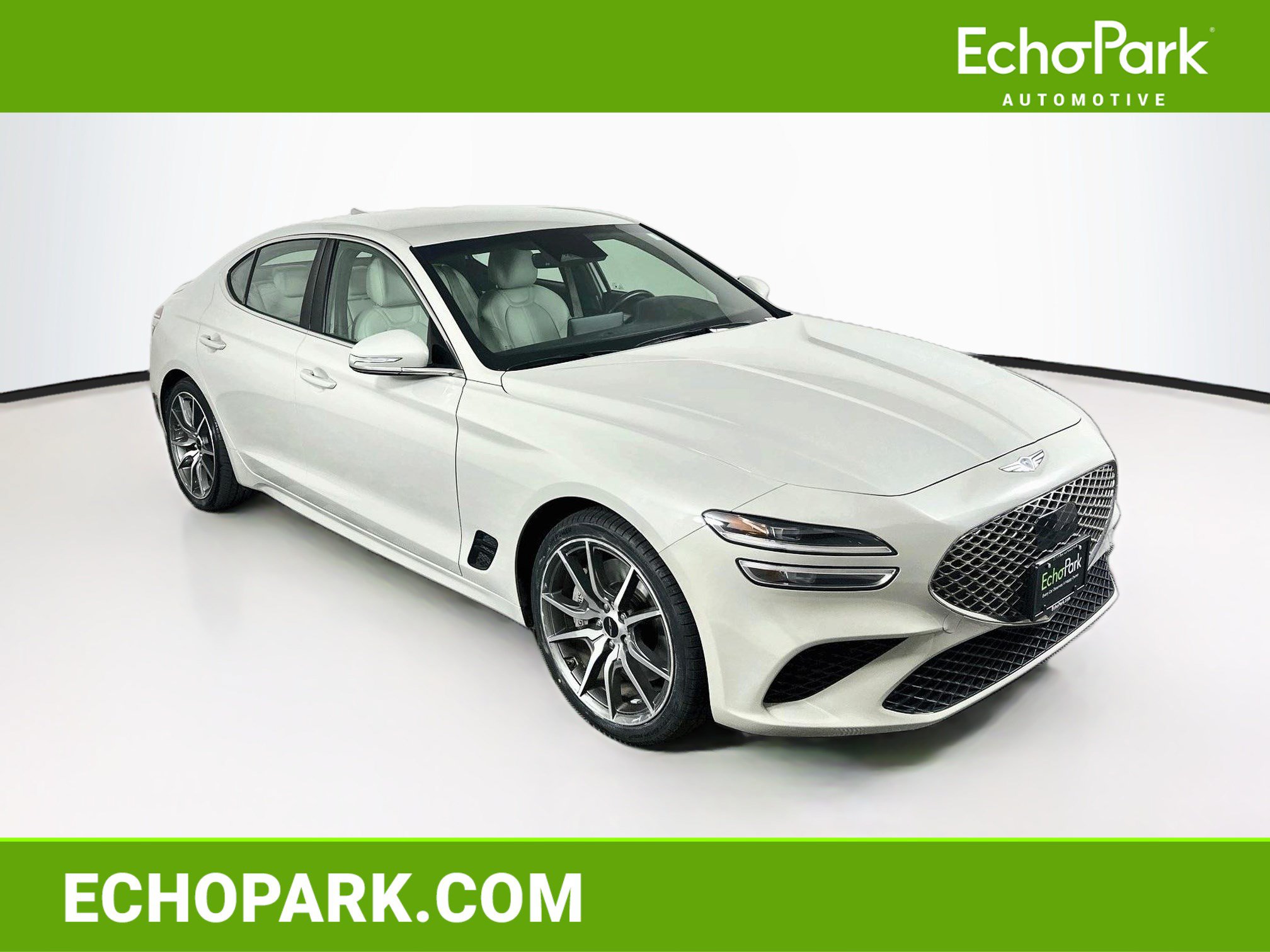 Used 2025 Genesis G70 2.5T RWD image 1