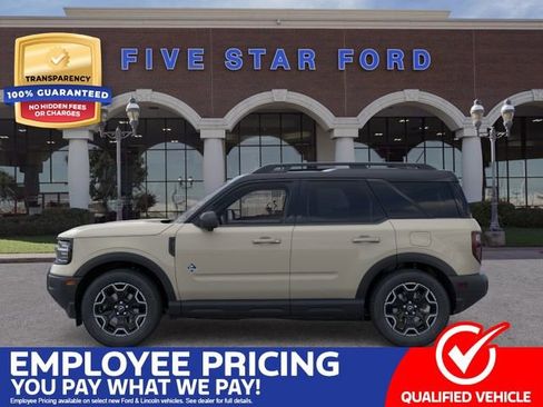 New 2025 Ford Bronco Sport Outer Banks w/ Outer Banks Tech Package+ AWD/4WD image 3