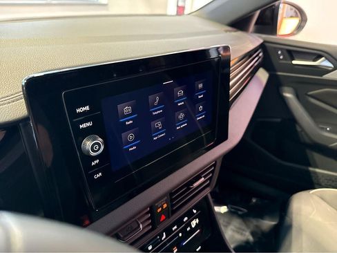 Used 2025 Volkswagen Jetta Sport FWD image 21