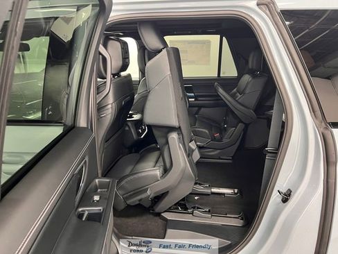 New 2026 Ford Expedition Max Platinum w/ Stealth Appearance Package AWD/4WD image 28