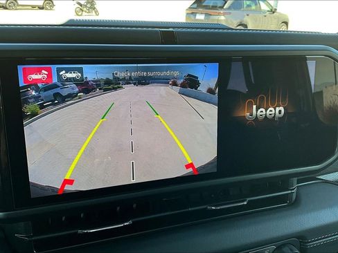 New 2026 Jeep Wrangler Unlimited Rubicon w/ Whitecap Package image 25