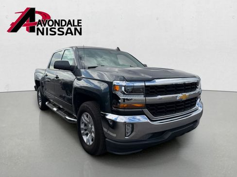 Used 2018 Chevrolet Silverado 1500 LT w/ All Star Edition RWD image 5