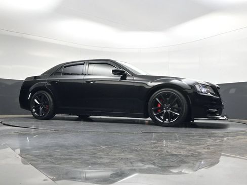 Used 2023 Chrysler 300 C RWD image 32