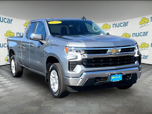 Used 2023 Chevrolet Silverado 1500 LT image 1