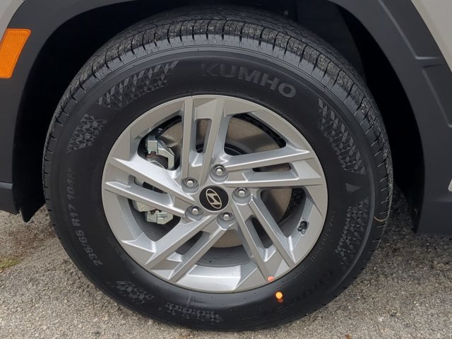 Certified 2025 Hyundai Tucson SE FWD image 11