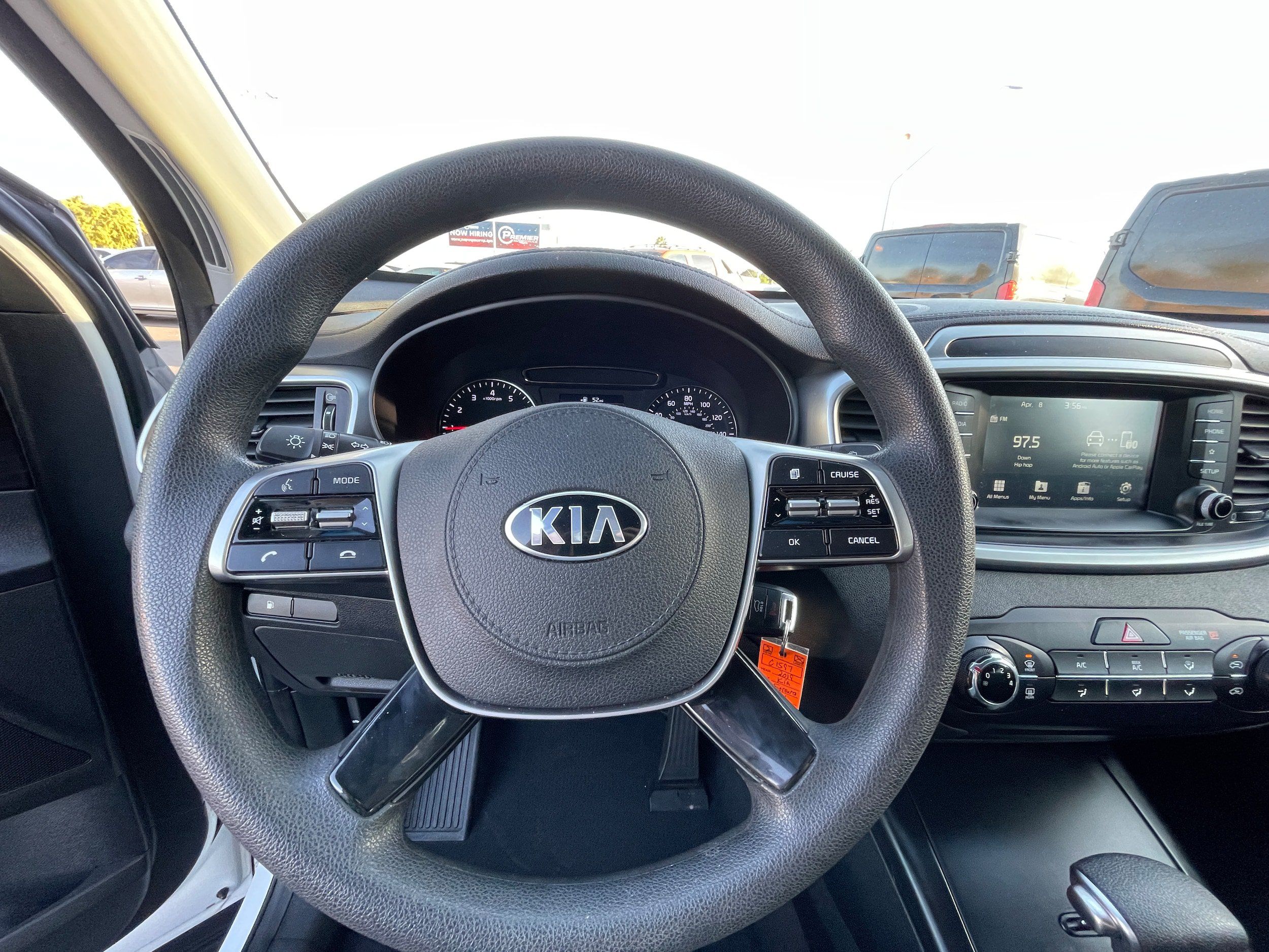 Used 2019 Kia Sorento FWD image 17