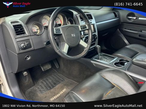 Used 2009 Dodge Charger R/T RWD image 6