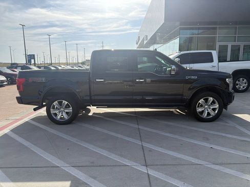 Used 2019 Ford F150 Platinum w/ Equipment Group 701A Luxury AWD/4WD image 4