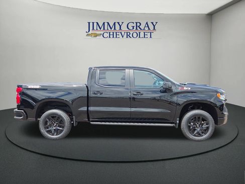 New 2026 Chevrolet Silverado 1500 LT Trail Boss w/ Convenience Package II AWD/4WD image 6