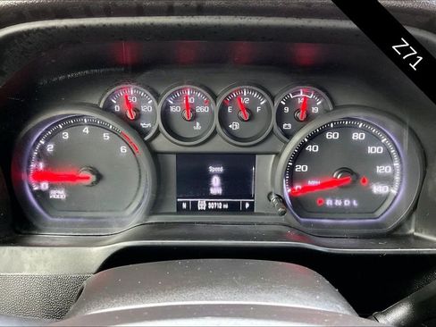 Used 2025 Chevrolet Silverado 2500 Custom w/ Custom Value Package image 13