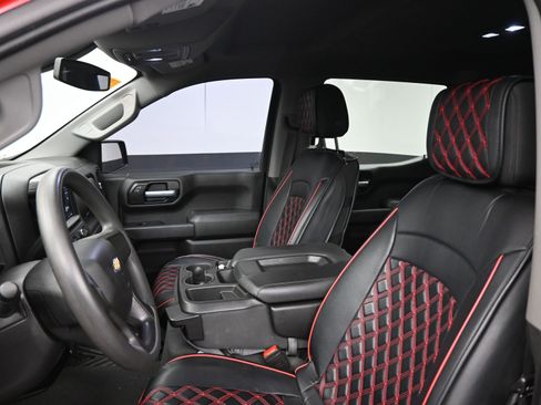 Used 2021 Chevrolet Silverado 1500 Custom image 17
