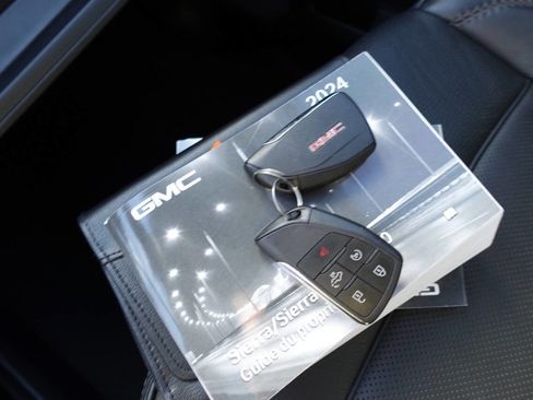 Used 2024 GMC Sierra 1500 Denali w/ Denali Reserve Package image 47