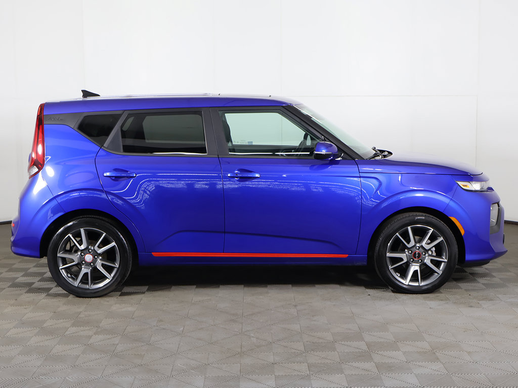 Used 2022 Kia Soul GT-Line FWD image 17