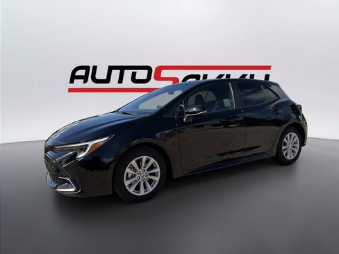 Used 2026 Toyota Corolla SE FWD image 1