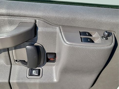 Used 2025 GMC Savana 2500 w/ Driver Convenience Package RWD image 14