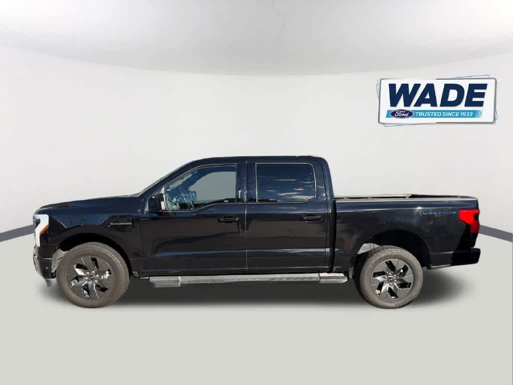 Used 2022 Ford F150 Lightning Lariat AWD/4WD image 8
