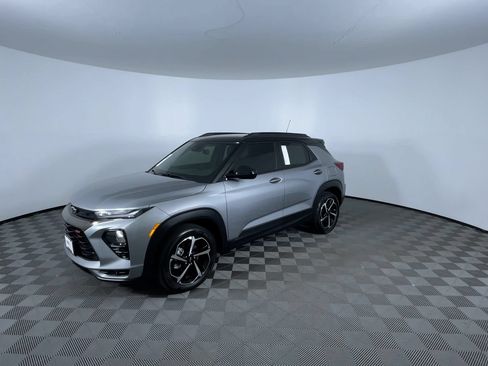 Used 2023 Chevrolet TrailBlazer RS FWD image 4