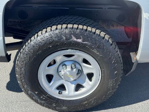 Used 2016 Chevrolet Silverado 1500 W/T w/ Trailering Package AWD/4WD image 10