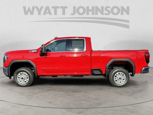New 2026 GMC Sierra 2500 SLE AWD/4WD image 2