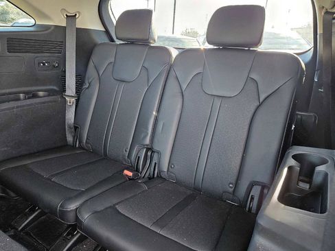 Certified 2023 Kia Sorento S w/ Panoramic Sunroof Package image 20