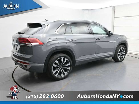 Used 2020 Volkswagen Atlas Cross Sport SEL Premium R-Line AWD/4WD image 18