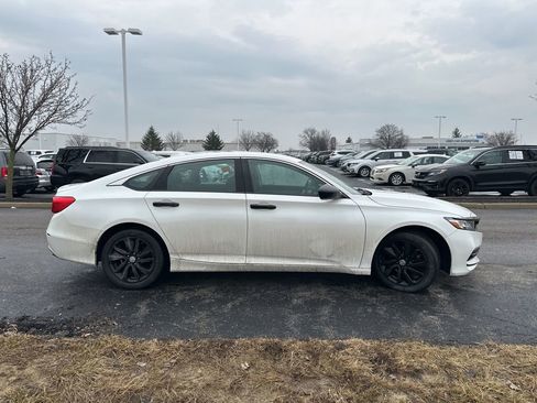 Used 2020 Honda Accord LX image 10