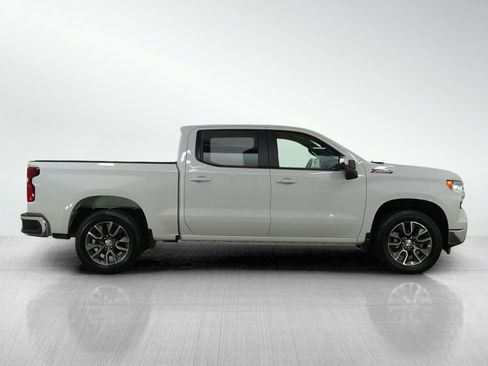 Used 2023 Chevrolet Silverado 1500 LT w/ Z71 Off-Road Package image 6