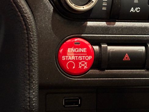 Used 2017 Ford Mustang Shelby GT350 image 28