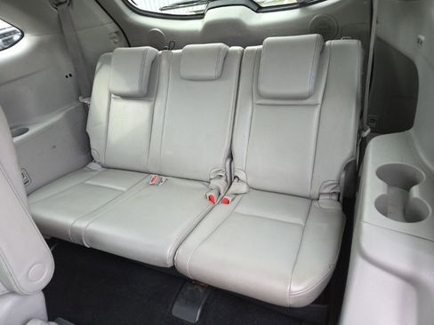 Used 2016 Toyota Highlander Limited image 21