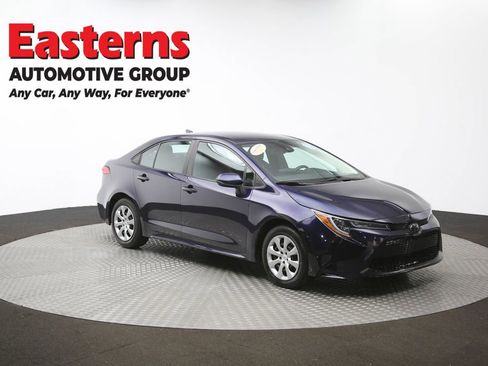 Used 2022 Toyota Corolla LE image 49