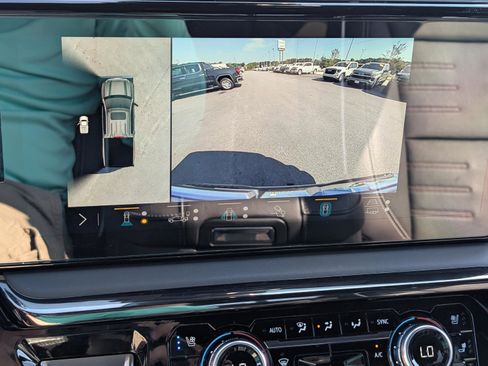 Used 2023 GMC Sierra 1500 AT4X image 26