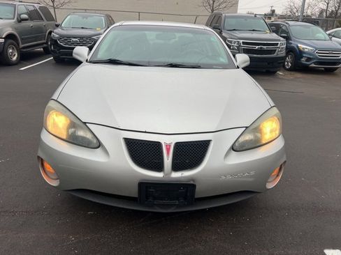 Used 2006 Pontiac Grand Prix image 2