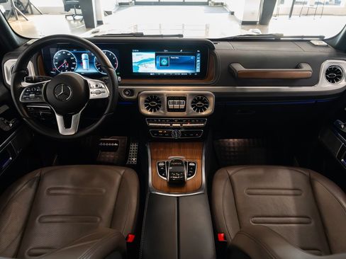 Used 2023 Mercedes-Benz G 550 image 9