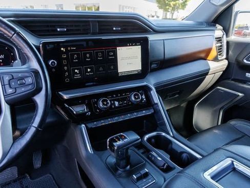 Certified 2022 GMC Sierra 1500 Denali w/ Technology Package AWD/4WD image 19