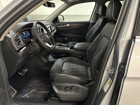 New 2026 Volkswagen Atlas SEL Premium R-Line AWD/4WD image 16
