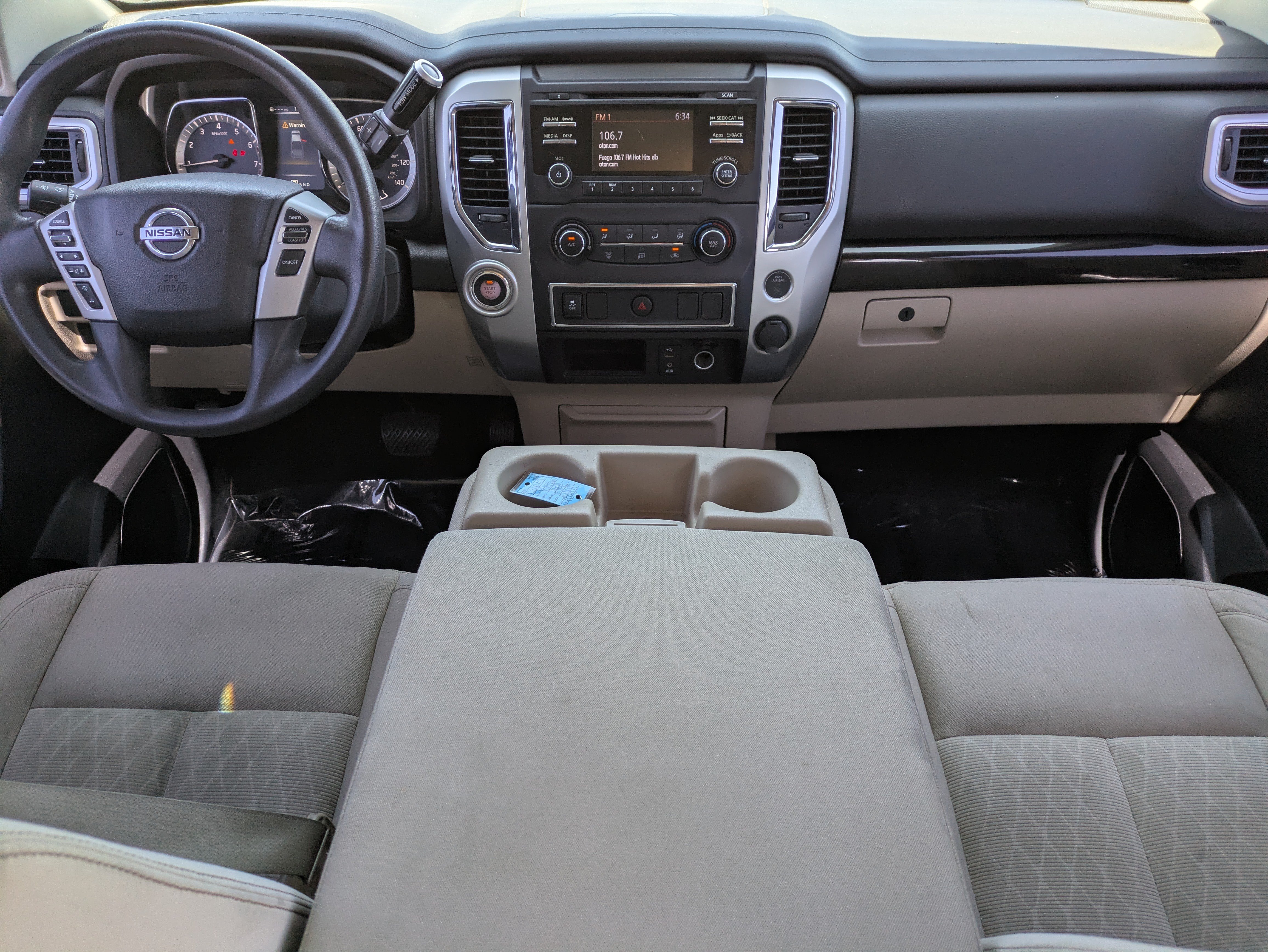 Used 2017 Nissan Titan SV RWD image 14