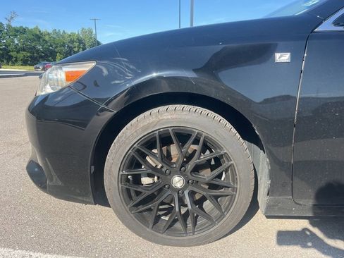 Used 2014 Lexus ES 300h w/ Luxury Package w/Bamboo Trim FWD image 12