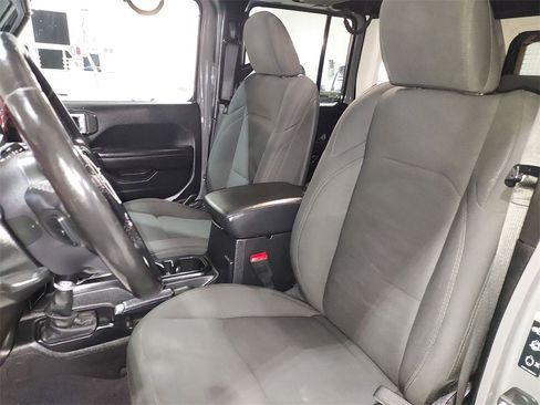 Used 2020 Jeep Wrangler Unlimited Sport S image 17
