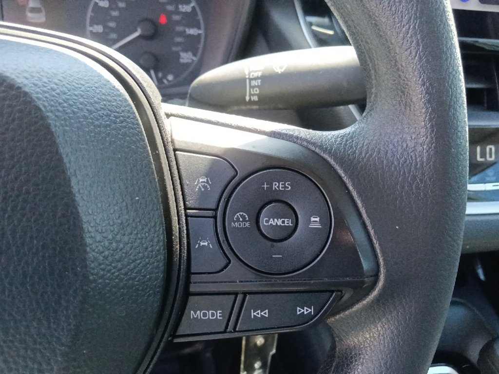 Used 2024 Toyota Corolla LE FWD image 19
