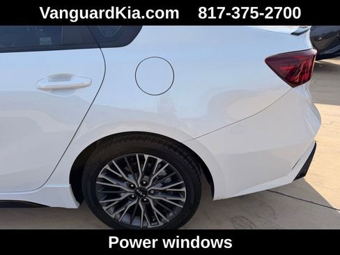 Used 2024 Kia Forte GT-Line w/ GT-Line Premium Package image 9