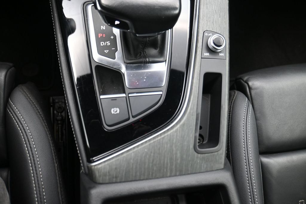 Used 2024 Audi A5 2.0T Premium Plus AWD/4WD image 11